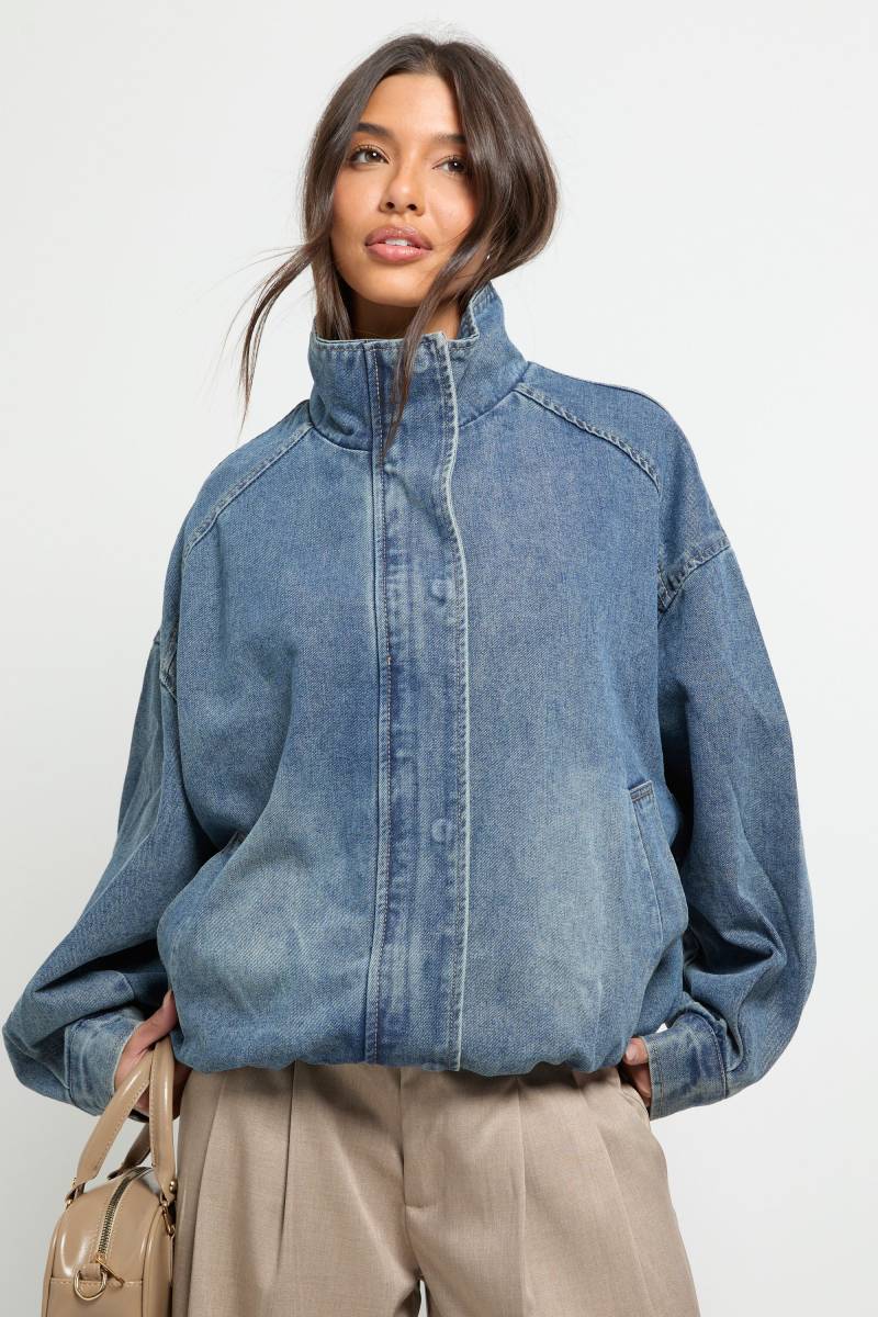 Oversize Denim-Bomberjacke - Mid Wash - 38, Mid Wash von boohoo