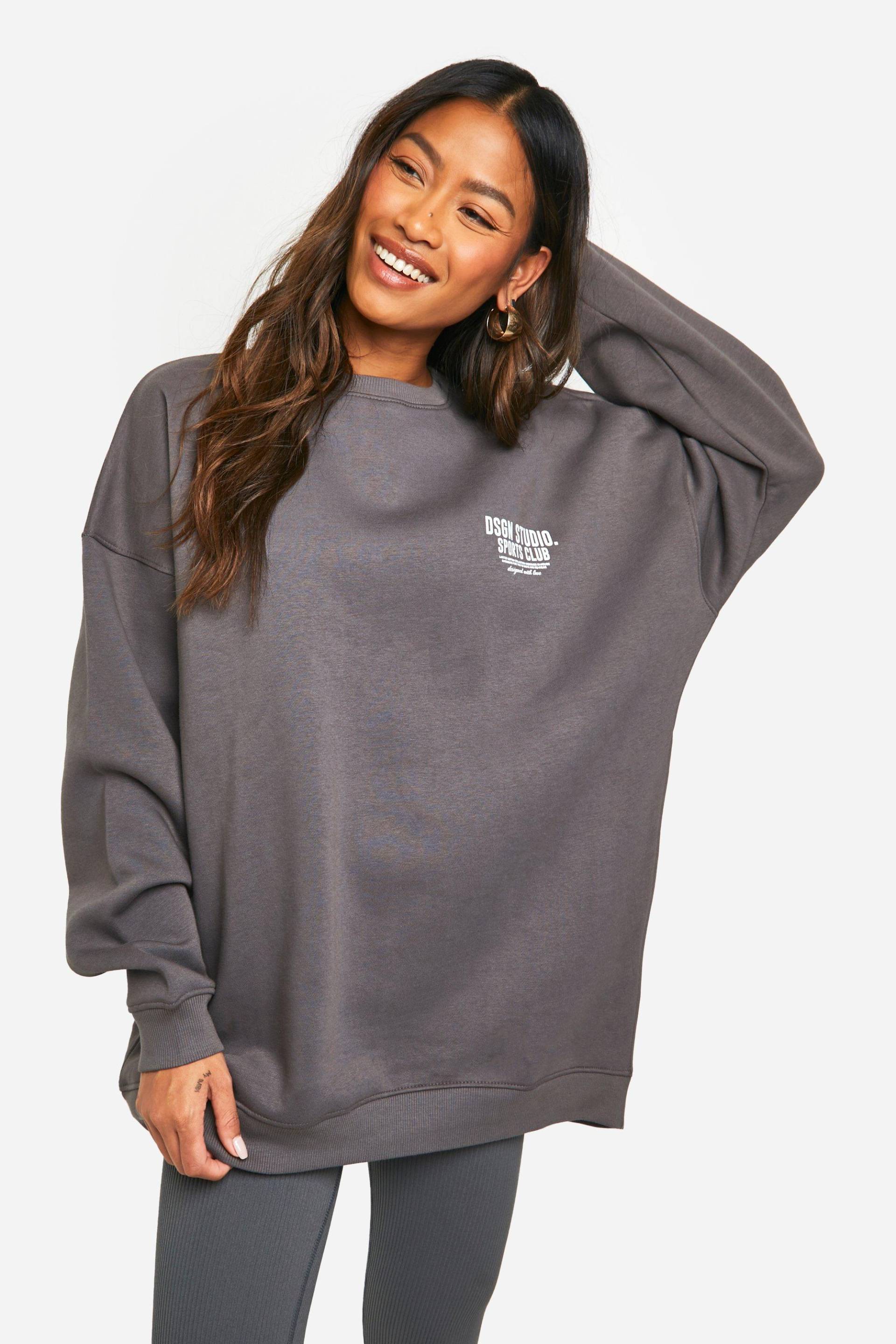 Oversize Sweatshirt Mit Sports Club Slogan - Charcoal - M, Charcoal von boohoo