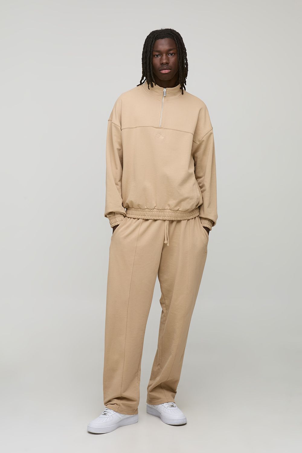 Oversized Boxy Loopback Man Script Funnel Neck Sweatshirt Tracksuit - Taupe - L, Taupe Oversized Boxy Loopback Man Script Funnel Neck Sweatshirt Tracksuit - Taupe - L, Taupe von boohoo