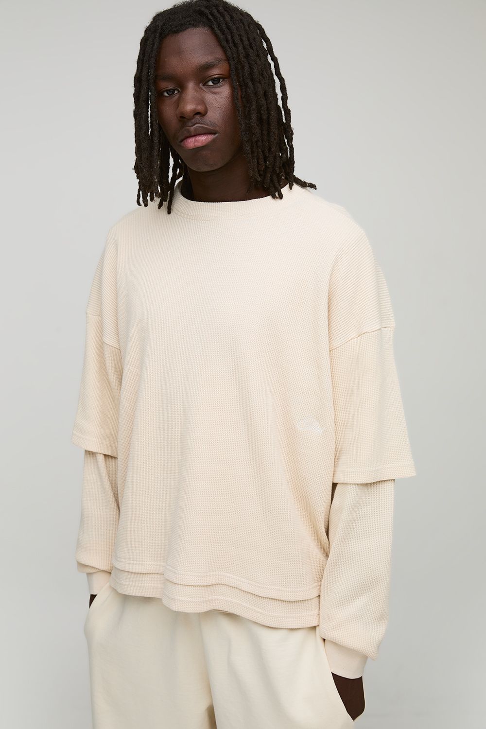 Oversized Boxy Waffle Man Script Embroidered Faux Layer T-Shirt - Stone - M, Stone von boohoo