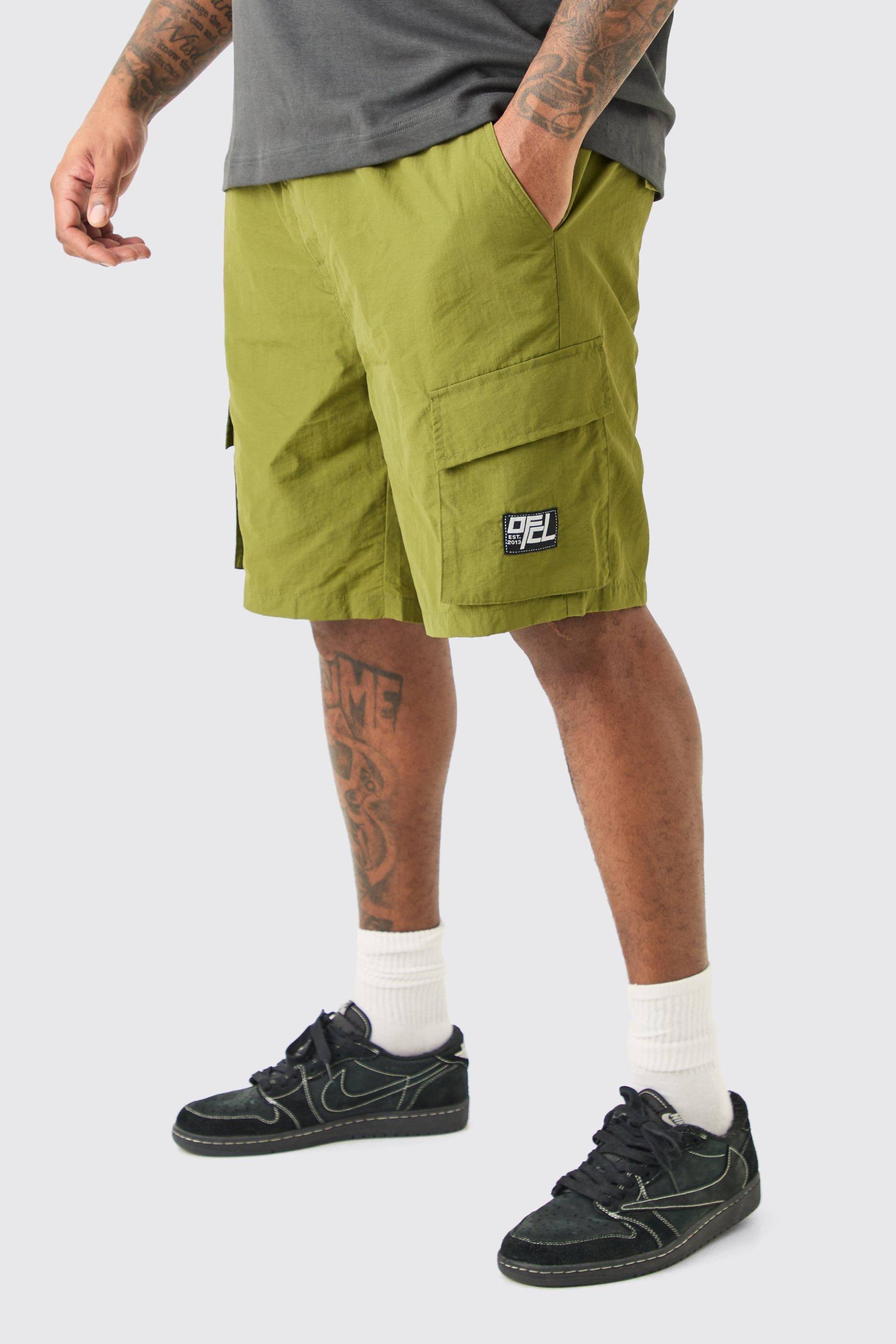 Plus Ofcl Nylon Cargo-Shorts Mit Elastischem Bund - Khaki - Xxl, Khaki von boohoo