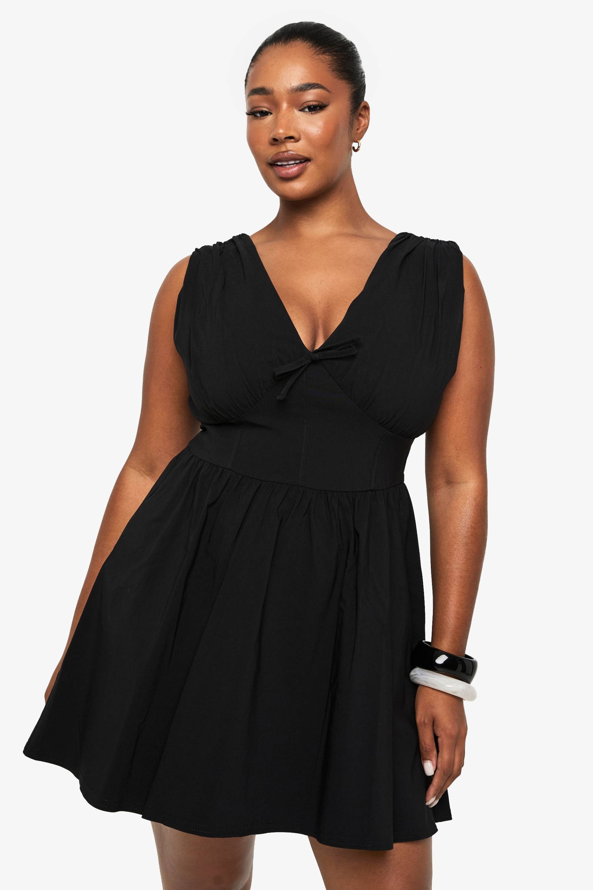 Plus Korsett-Skaterkleid Mit Tiefem Ausschnitt Und Schnür-Detail - Black - 44, Black von boohoo