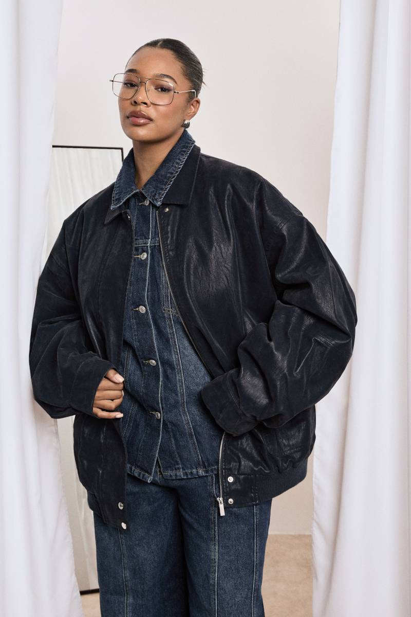 Plus Oversize Kunstleder-Bomberjacke In Vintage-Optik - Dark Blue - 50, Dark Blue von boohoo