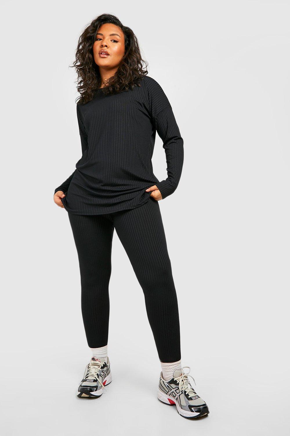 Plus Set Aus Rippstrick Mit Oversized Oberteil Und Leggings - Black - 44, Black von boohoo