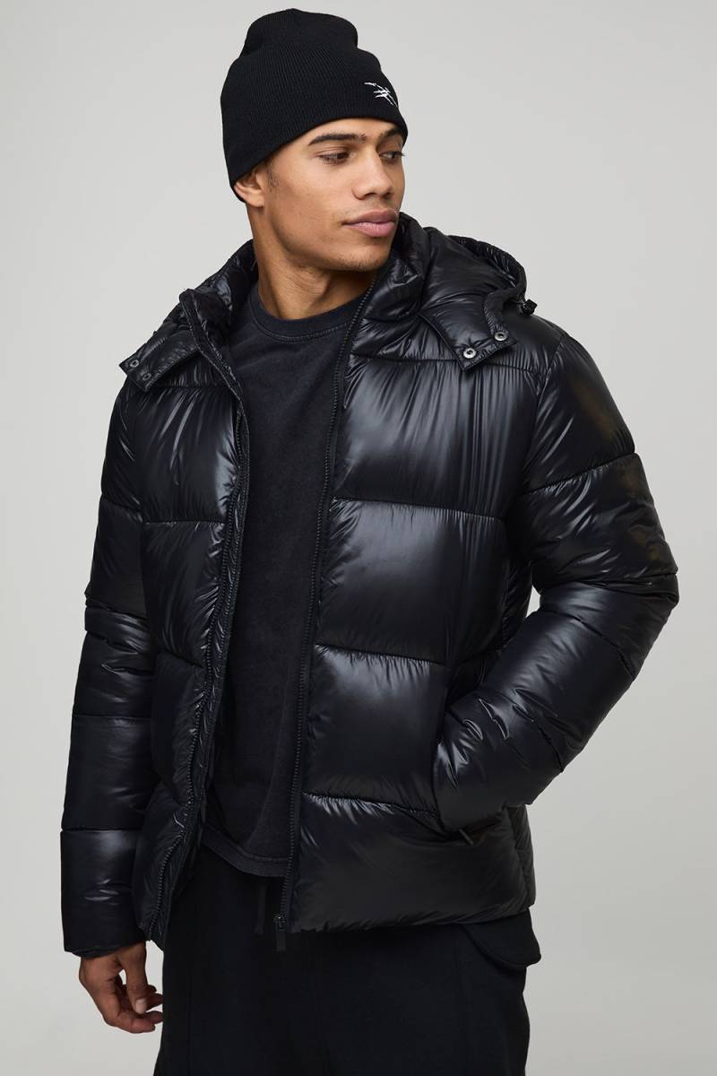 Regular Fit High Shine Puffer Jacket In Black - Xs, Black von boohoo