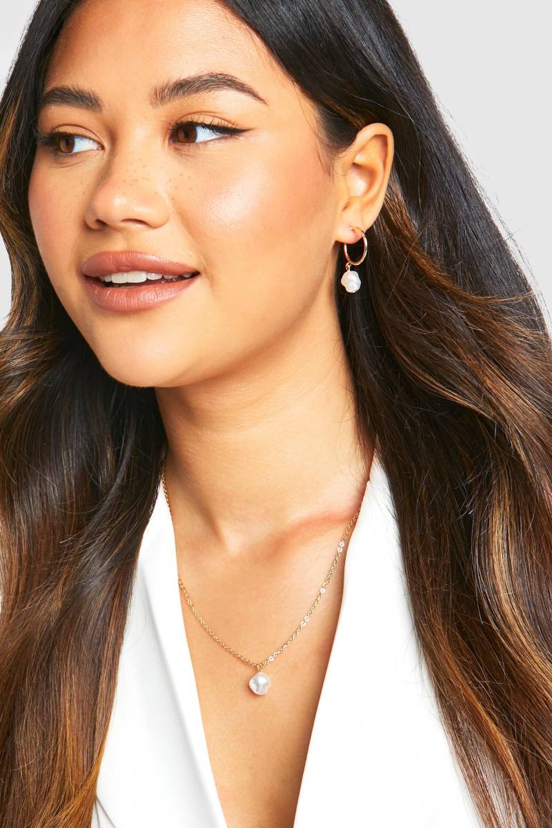 Set Aus Perlen-Creolen Und Halskette - Gold - One Size, Gold von boohoo