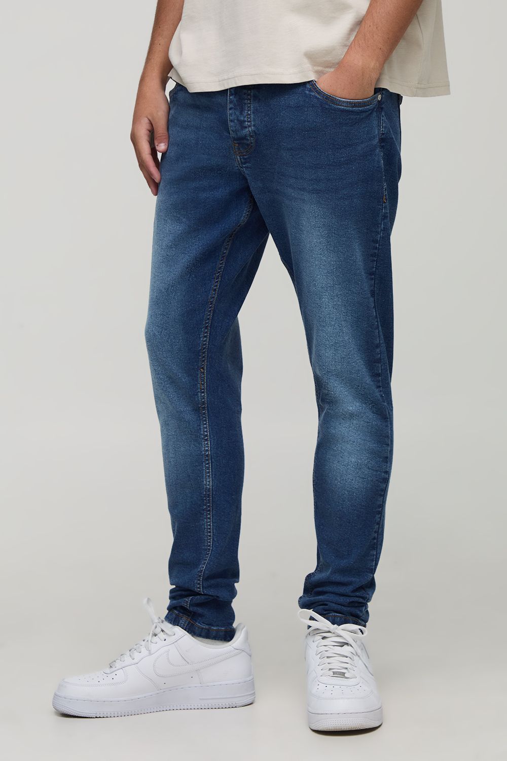 Skinny Washed Jeans - Mid Blue - 32R, Mid Blue Skinny Washed Jeans - Mid Blue - 32R, Mid Blue von boohoo