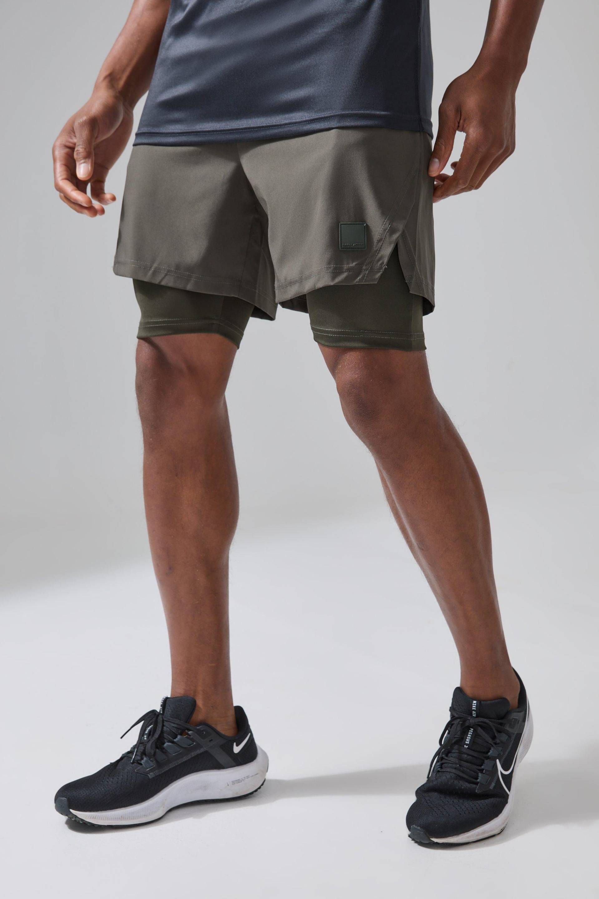 Tall Man Active 2-In-1 Performance Shorts - Khaki - M, Khaki von boohoo