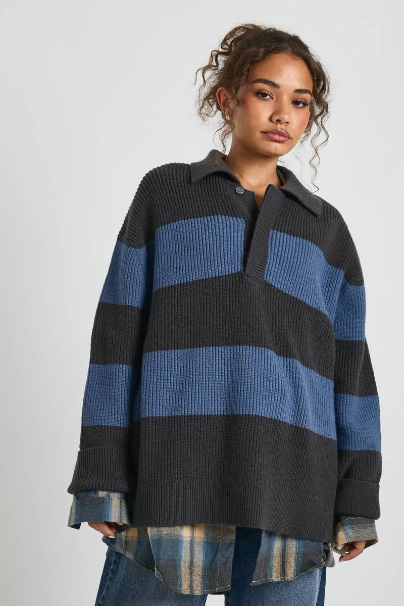 Womens Chunky Knit Oversized Collared Button Down Jumper - Blue - M, Blue Womens Chunky Knit Oversized Collared Button Down Jumper - Blue - M, Blue von boohoo