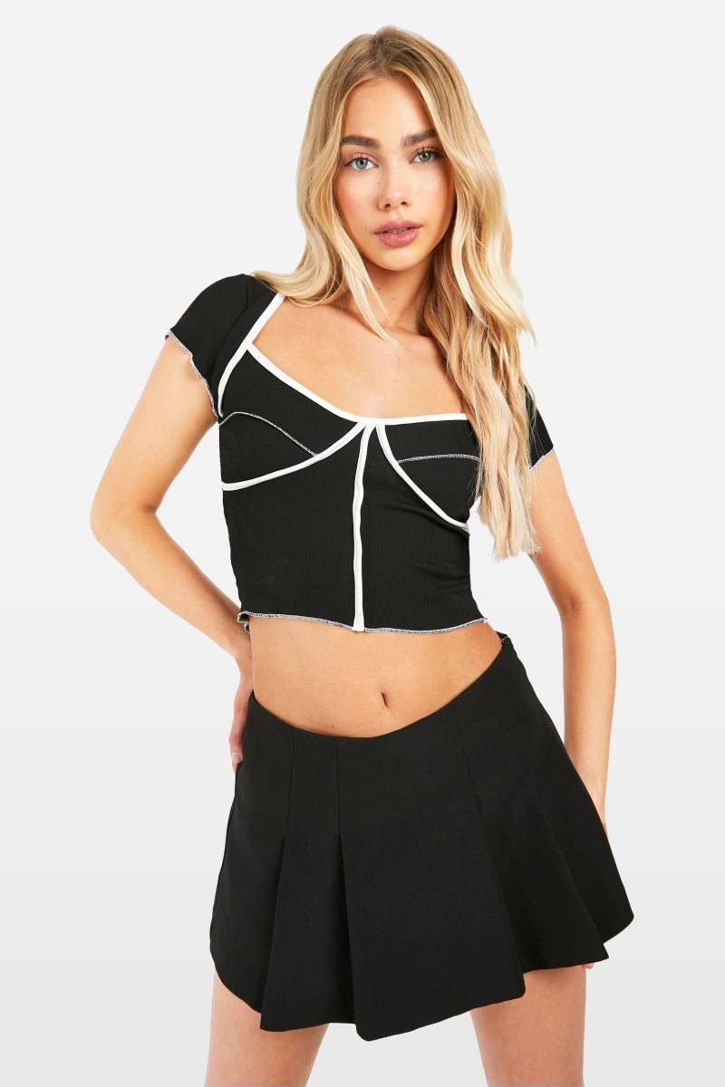 Geripptes Korsett Mit Kurzen Ärmeln Und Kontrast-Naht - Black - 36, Black von boohoo