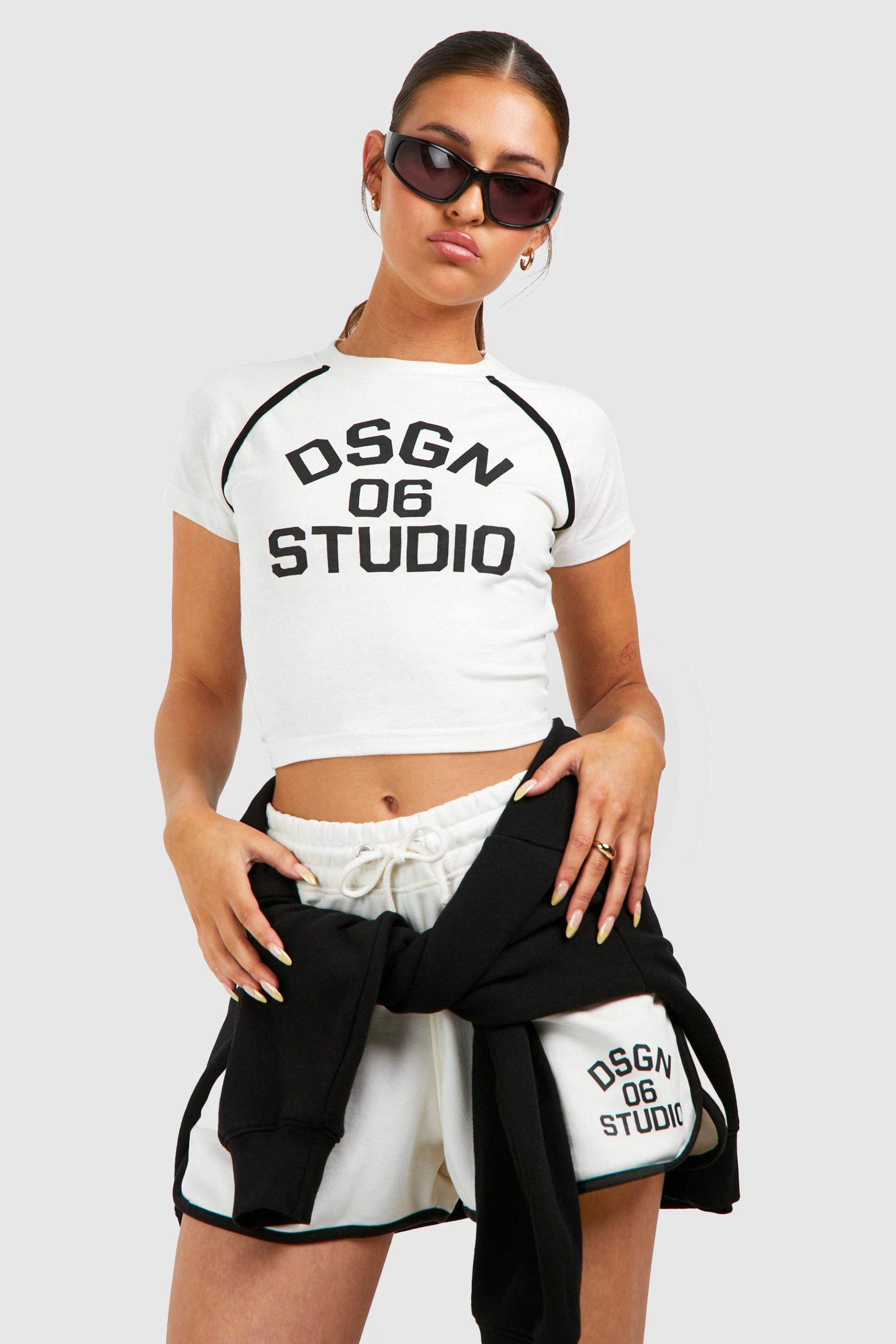 Womens Dsgn Studio Piping Detail Fitted T-Shirt And Short Set - Ecru - S, Ecru von boohoo