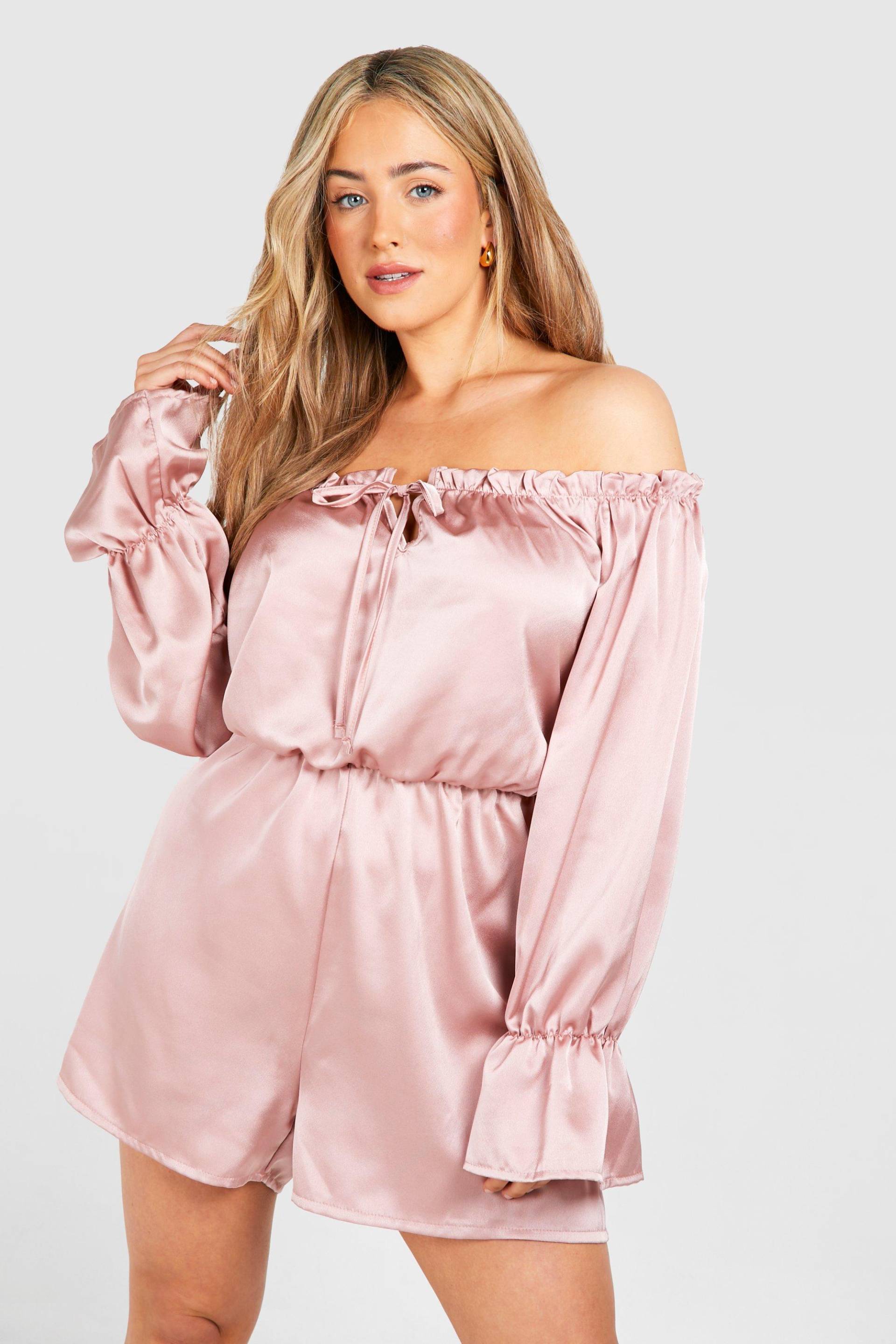 Womens Plus Satin Bardot Frill Detail Playsuit - Mauve - 18, Mauve von boohoo