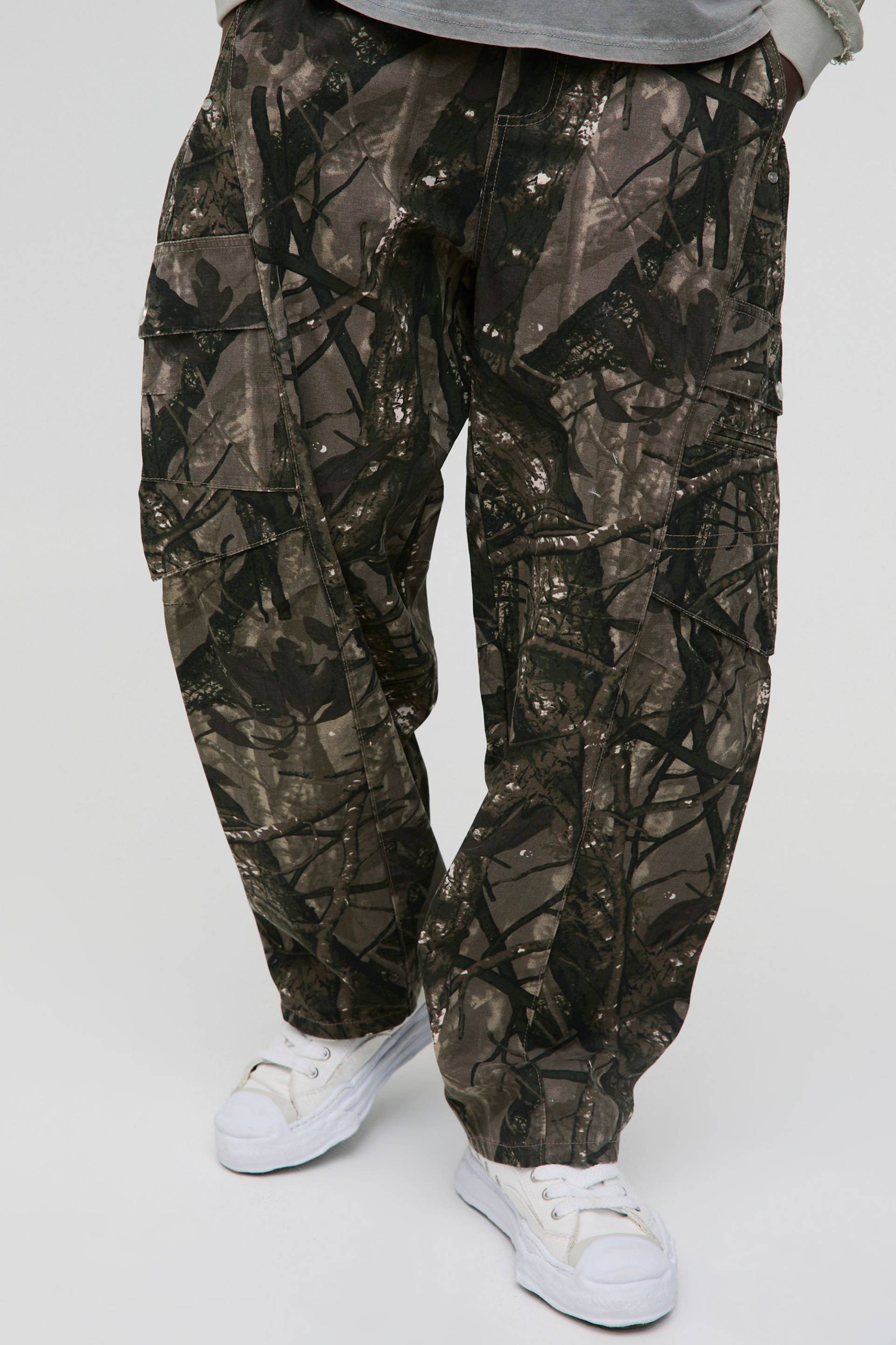 Camouflage Cargo-Hose - Khaki - 28R, Khaki von boohooman