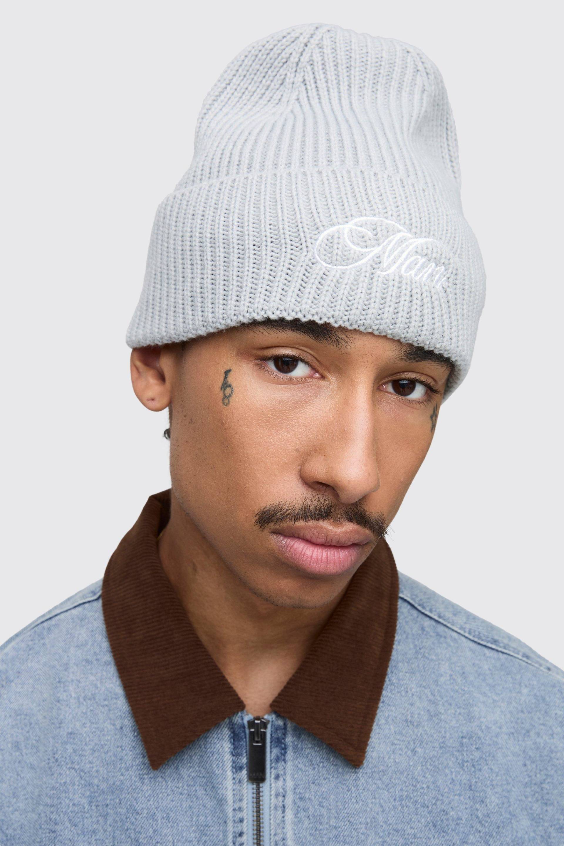 Beanie mit MAN-Stickerei - Grau - ONE SIZE, Grau von boohooman