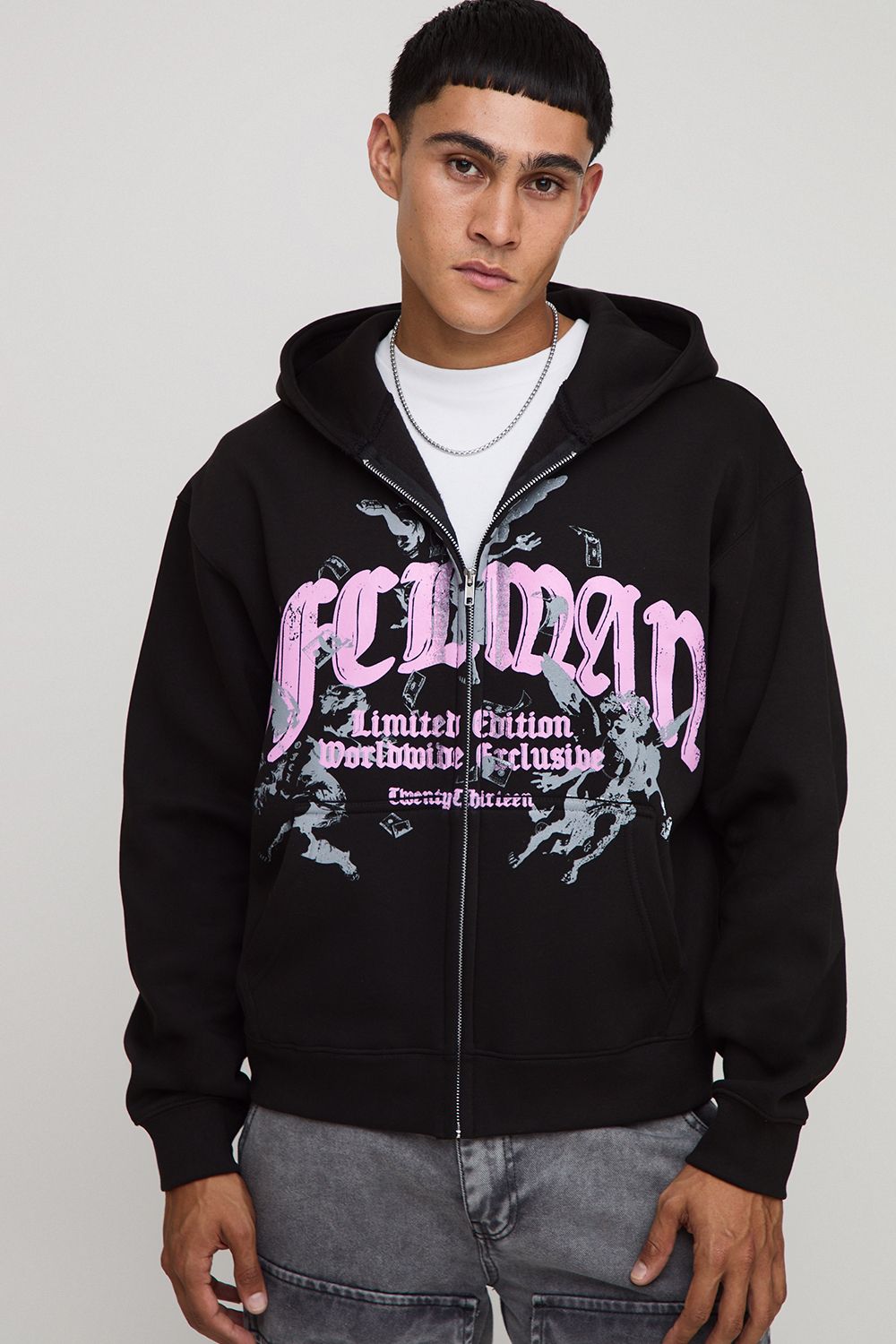 Kastiger Oversize Hoodie mit Reißverschluss und Official Man Print - Schwarz - M, Schwarz von boohooman