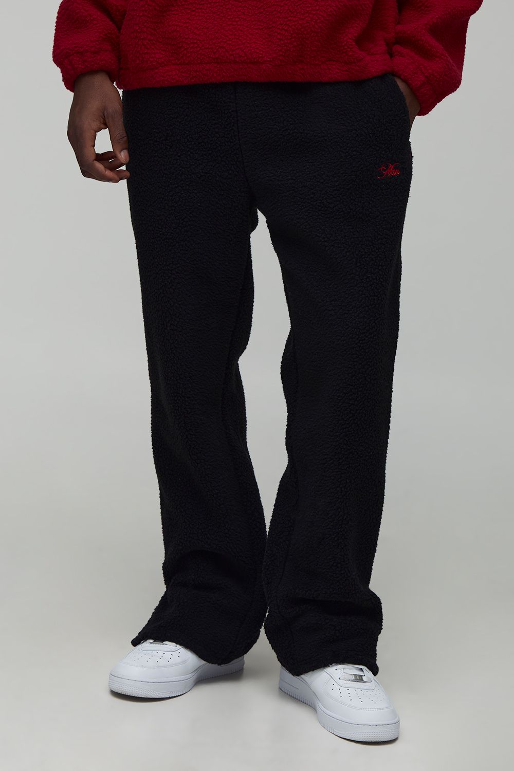 Borg-Jogginghose mit geradem Bein und Man-Stickerei - Schwarz - L, Schwarz von boohooman