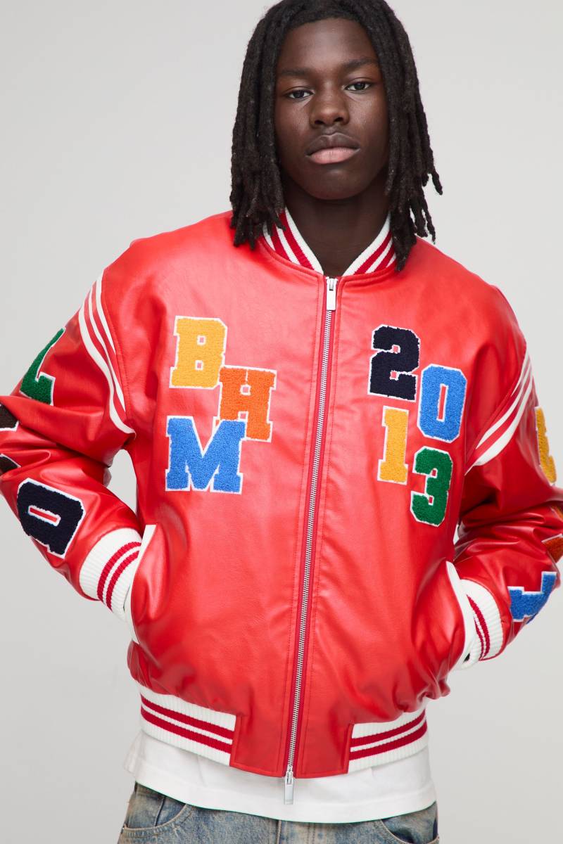 PU Bomberjacke mit Buchstaben-Aufnäher - Rot - XL, Rot von boohooman