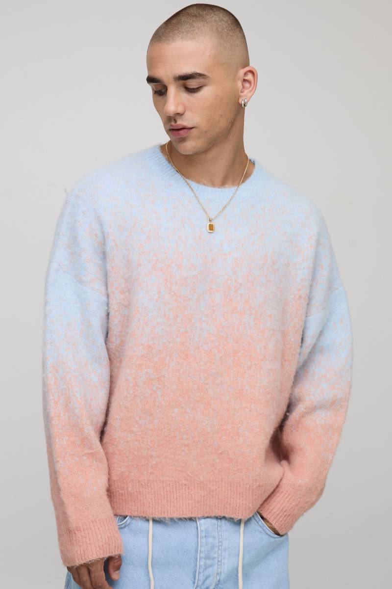 Boxy Fit Ombre Fluffy Knitted Jumper - Blau - XL, Blau von boohooman