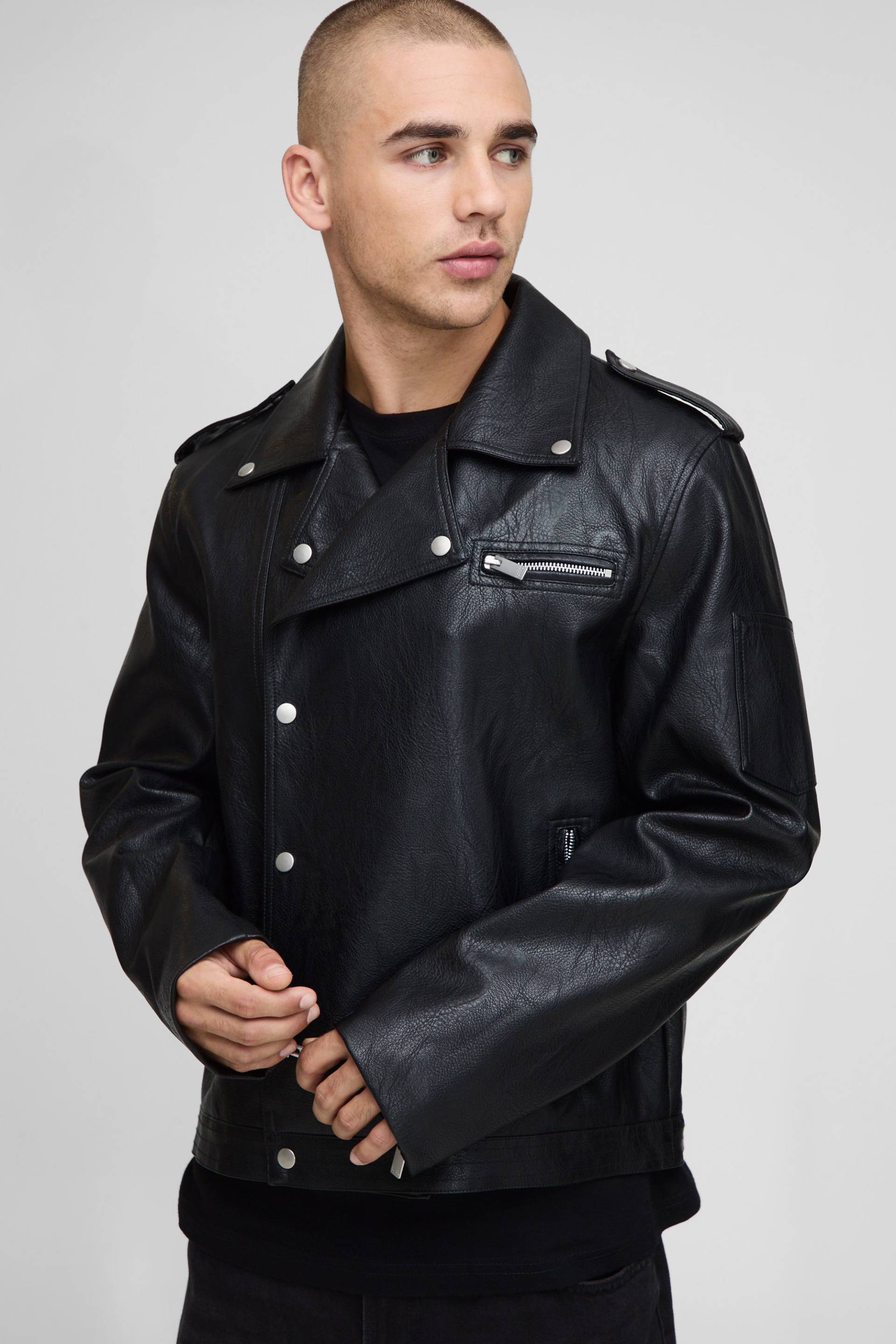 Kastige PU-Bikerjacke - Schwarz - XS, Schwarz Kastige PU-Bikerjacke - Schwarz - XS, Schwarz von boohooman