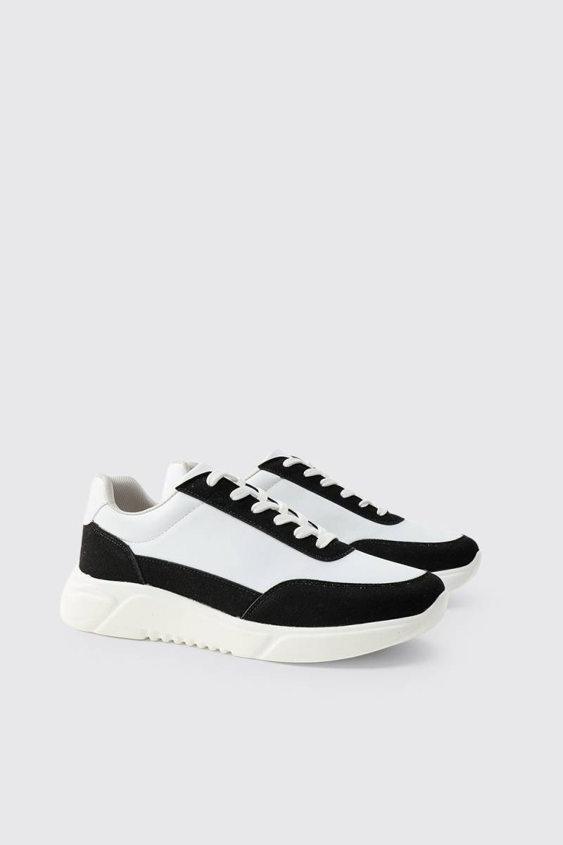 Man Sneaker mit klobigem PU- & Wildleder-Einsatz - Weiß - 43, Weiß von boohooman