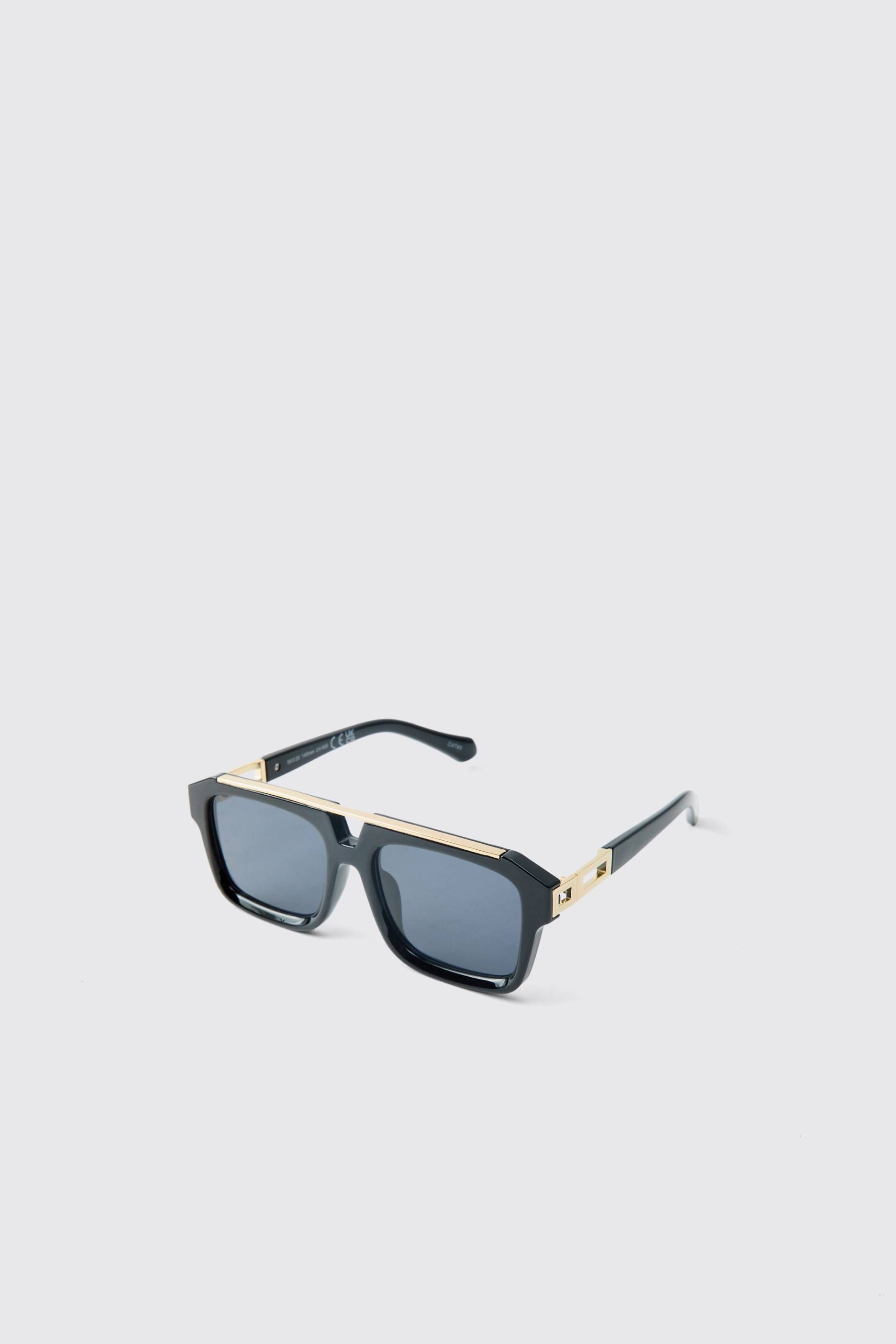 Eckige Sonnenbrille mit Gold-Detail von boohooman