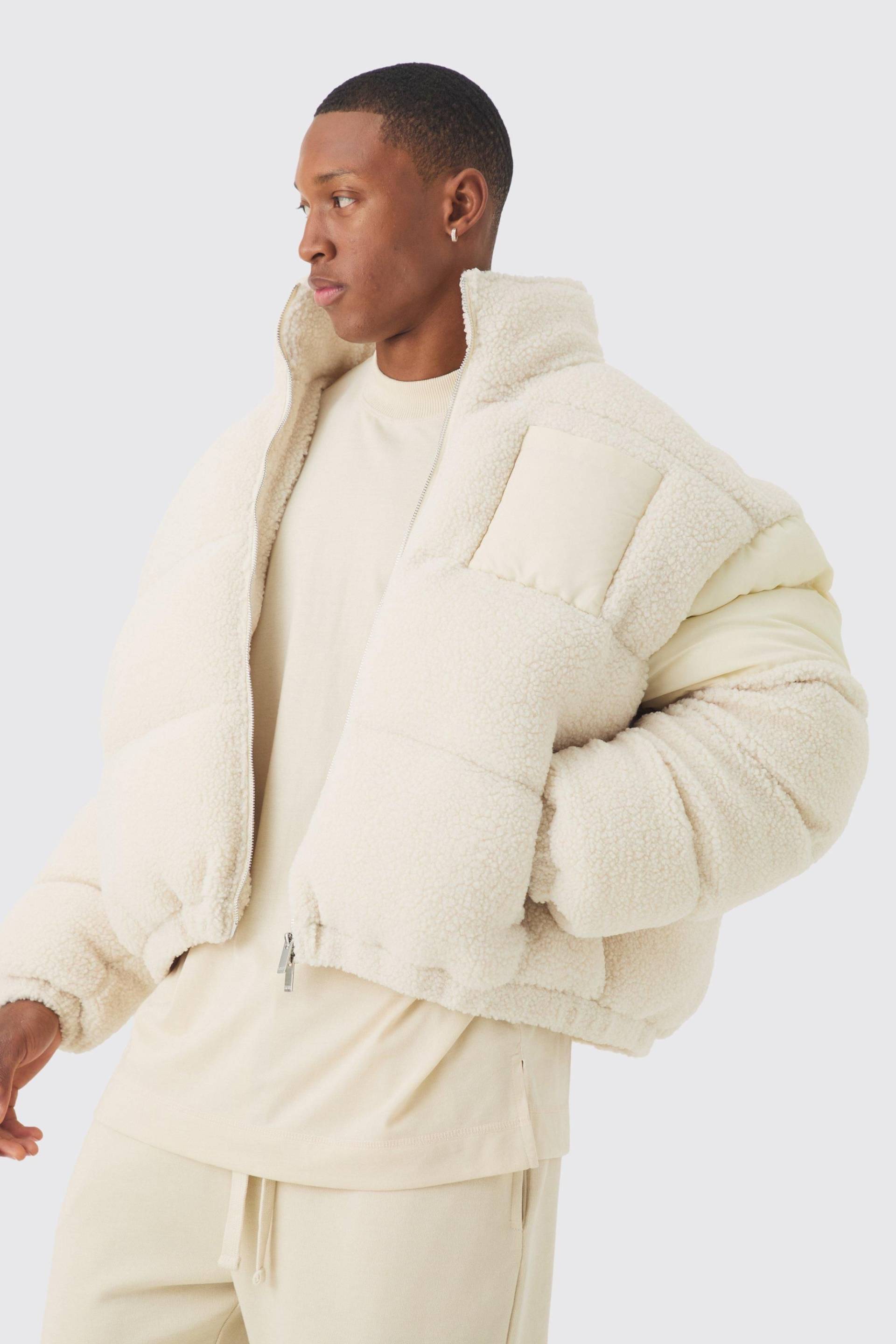 Ecru Borg & Nylon Steppjacke mit Trichterkragen von boohooman