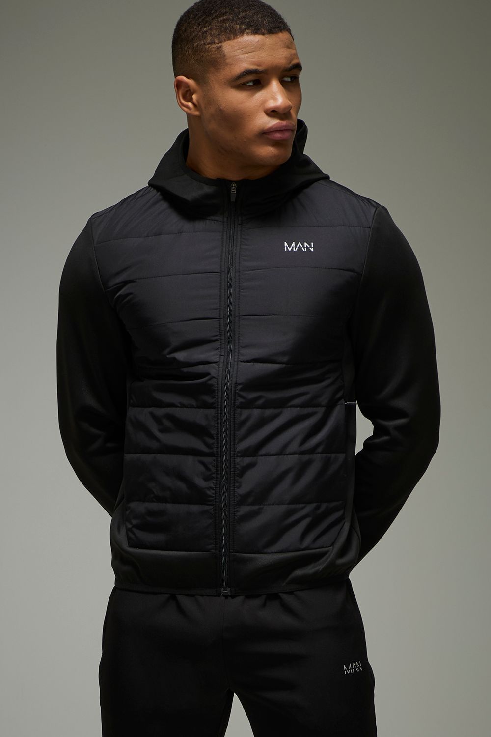 Gesteppter Man Active Hoodie mit Reißverschluss von boohooman