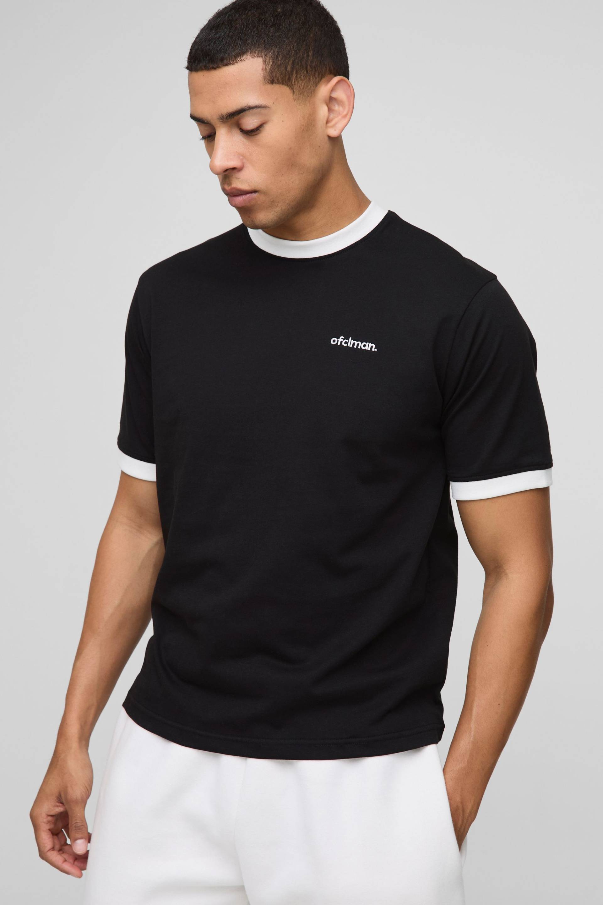Kastiges besticktes Ringer T-Shirt von boohooman