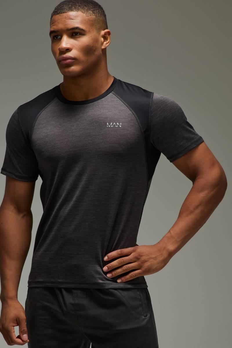 Man Active Colorblock Performance T-Shirt - Schwarz - XS, Schwarz Man Active Colorblock Performance T-Shirt - Schwarz - XS, Schwarz von boohooman