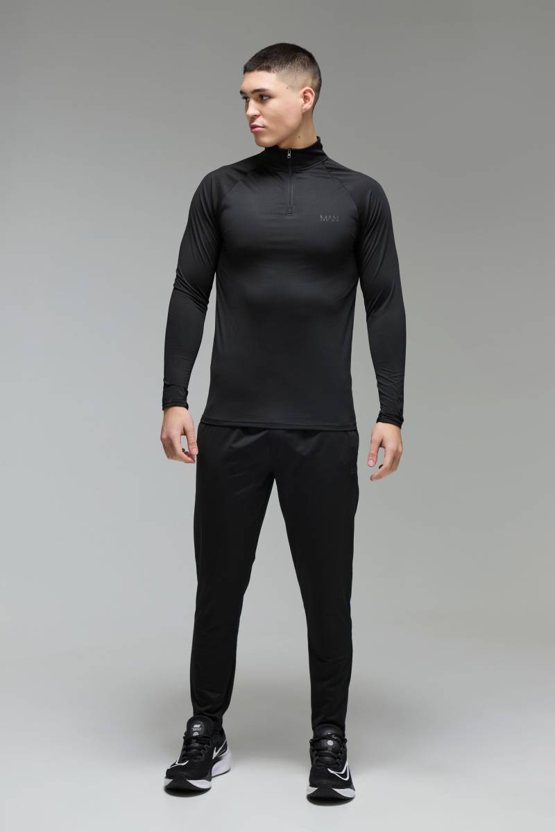Man Active Fleece Performance Trainingsoberteil mit 1/4 Reißverschluss und schmale Jogginghose - Schwarz - XXL, Schwarz von boohooman