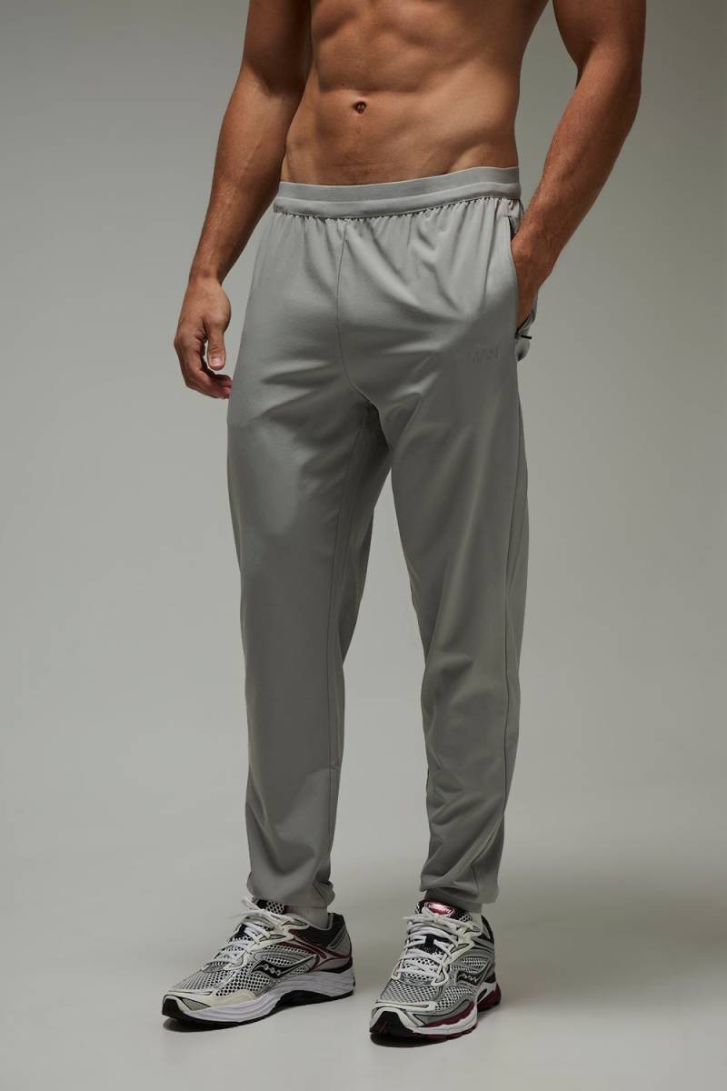 Man Active Jogginghose mit elastischen Bündchen - Grau - XS, Grau Man Active Jogginghose mit elastischen Bündchen - Grau - XS, Grau von boohooman