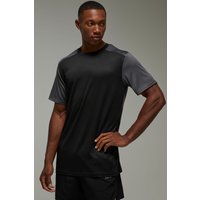 Man Active Colorblock T-Shirt - Schwarz - XS, Schwarz Man Active Colorblock T-Shirt - Schwarz - XS, Schwarz von boohooman