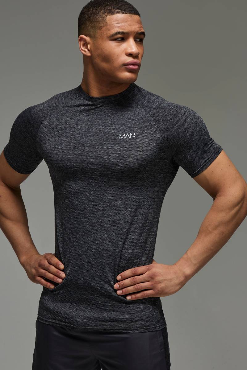 Man Active Lightweight Muscle-Fit Raglan T-Shirt - Grau - XXL, Grau von boohooman