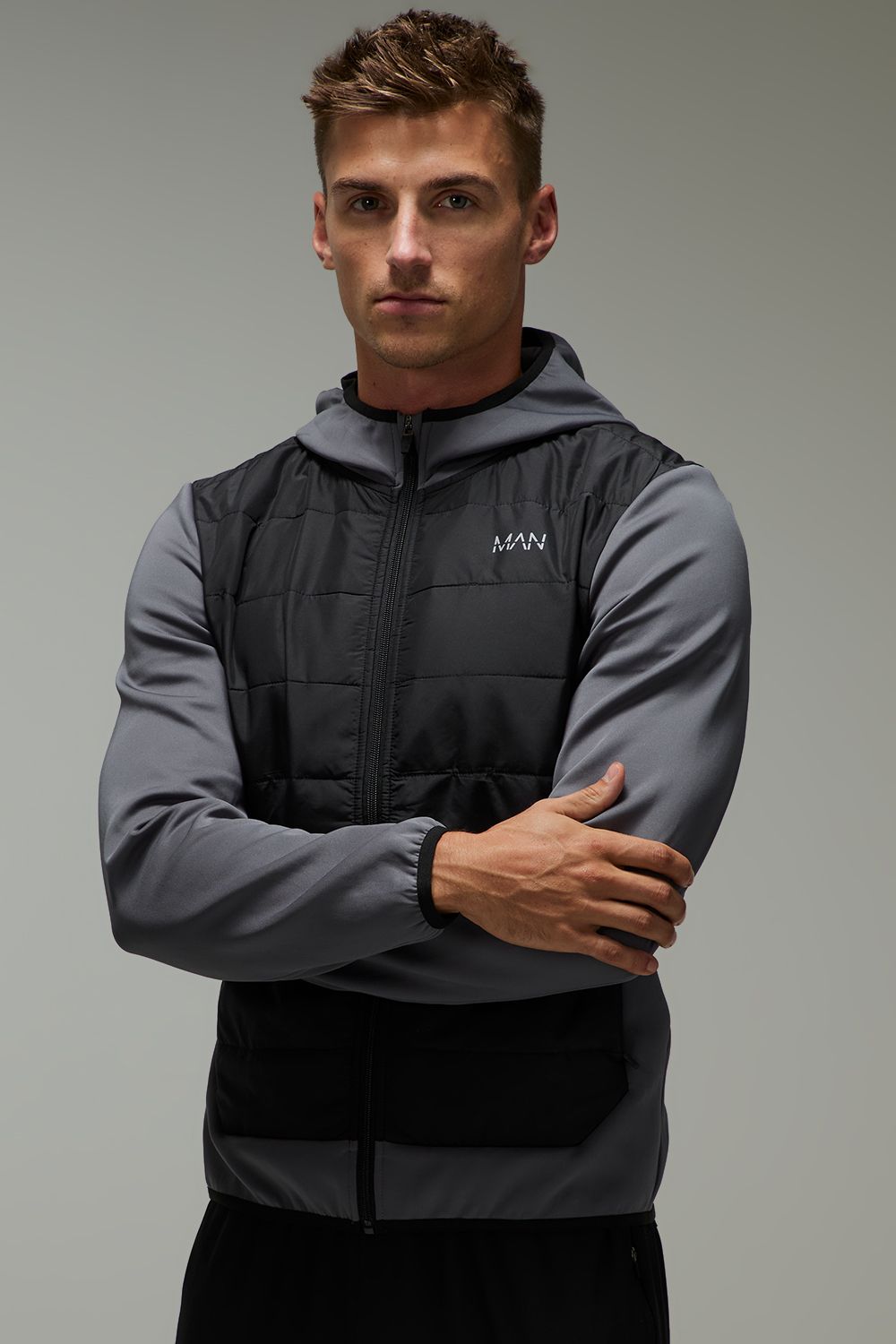 Gesteppter Man Active Hoodie mit Reißverschluss - Grau - M, Grau von boohooman