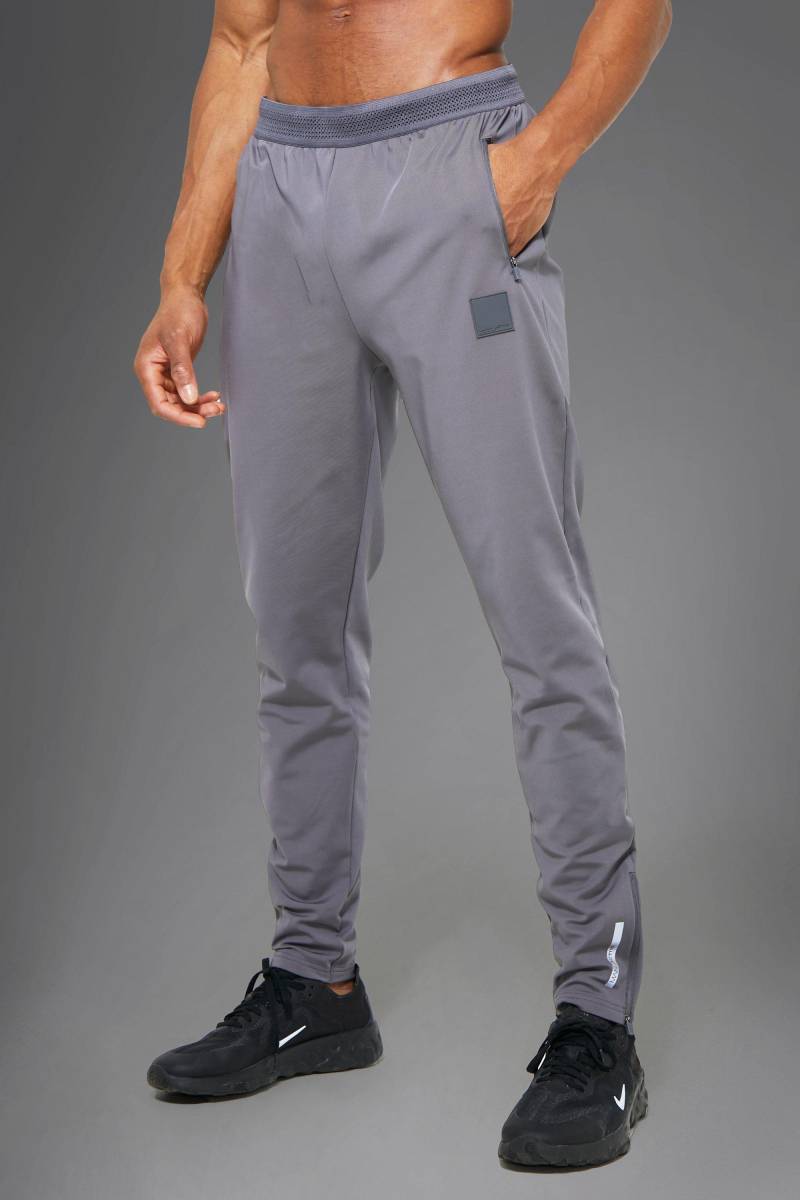 Man Active Performance Jogginghose - Grau - XL, Grau von boohooman