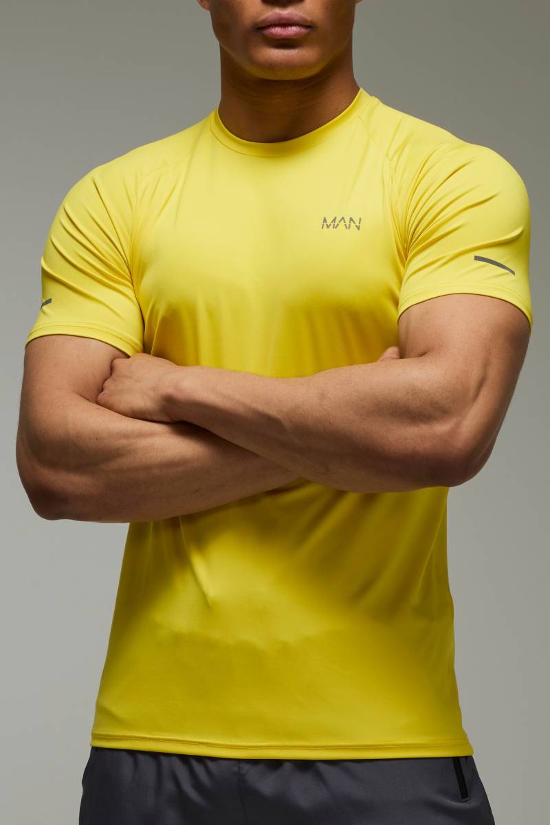 Man Active Raglan T-Shirt - Gelb - XL, Gelb von boohooman