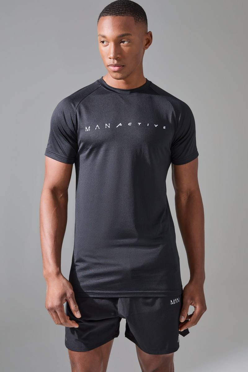 Man Active T-Shirt aus leichtem Gewebe von boohooman