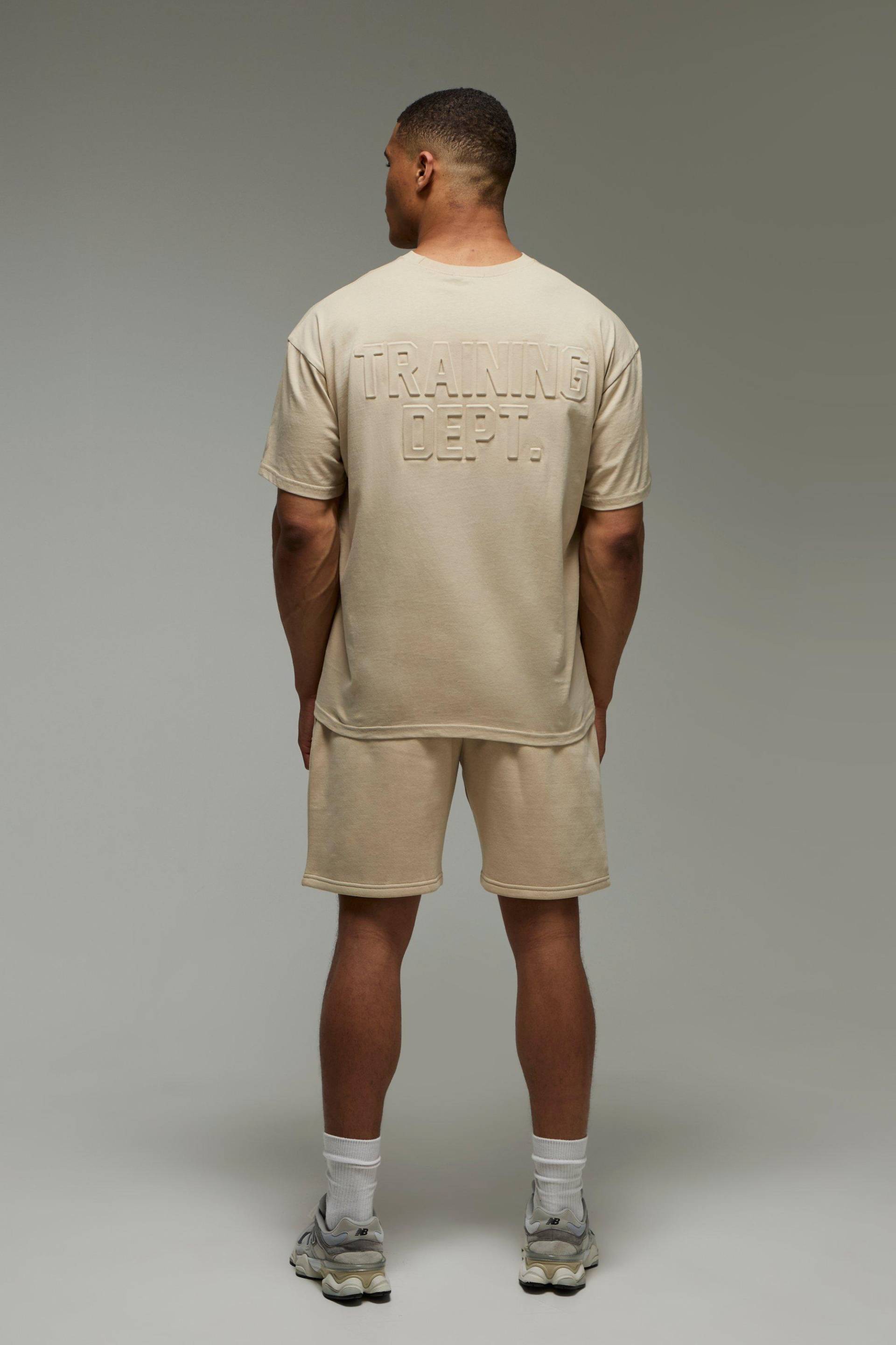Man Active Training Dept Oversize T-Shirt & Shorts - Taupe - XS, Taupe von boohooman