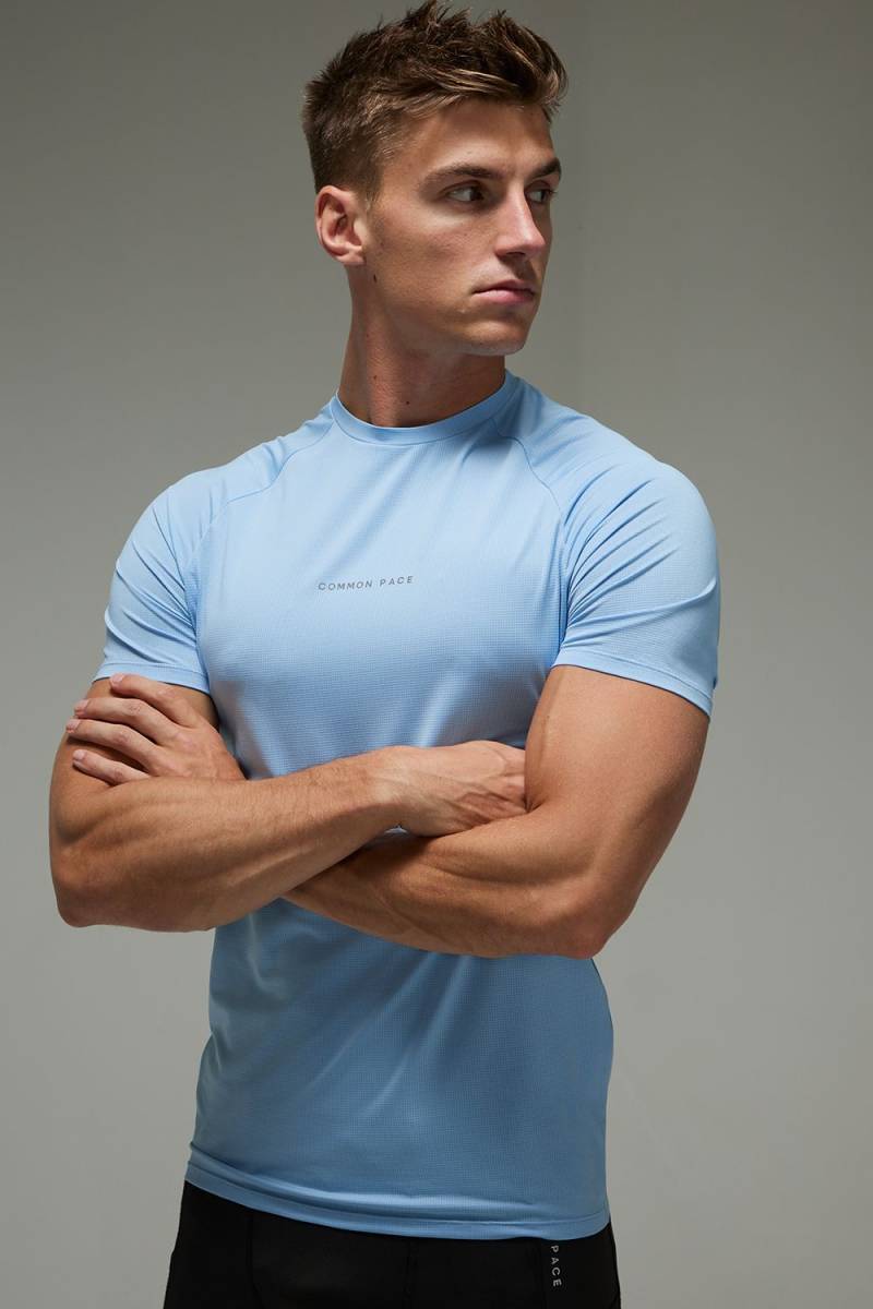 Man Muscle-Fit Mesh T-Shirt - Blau - L, Blau von boohooman