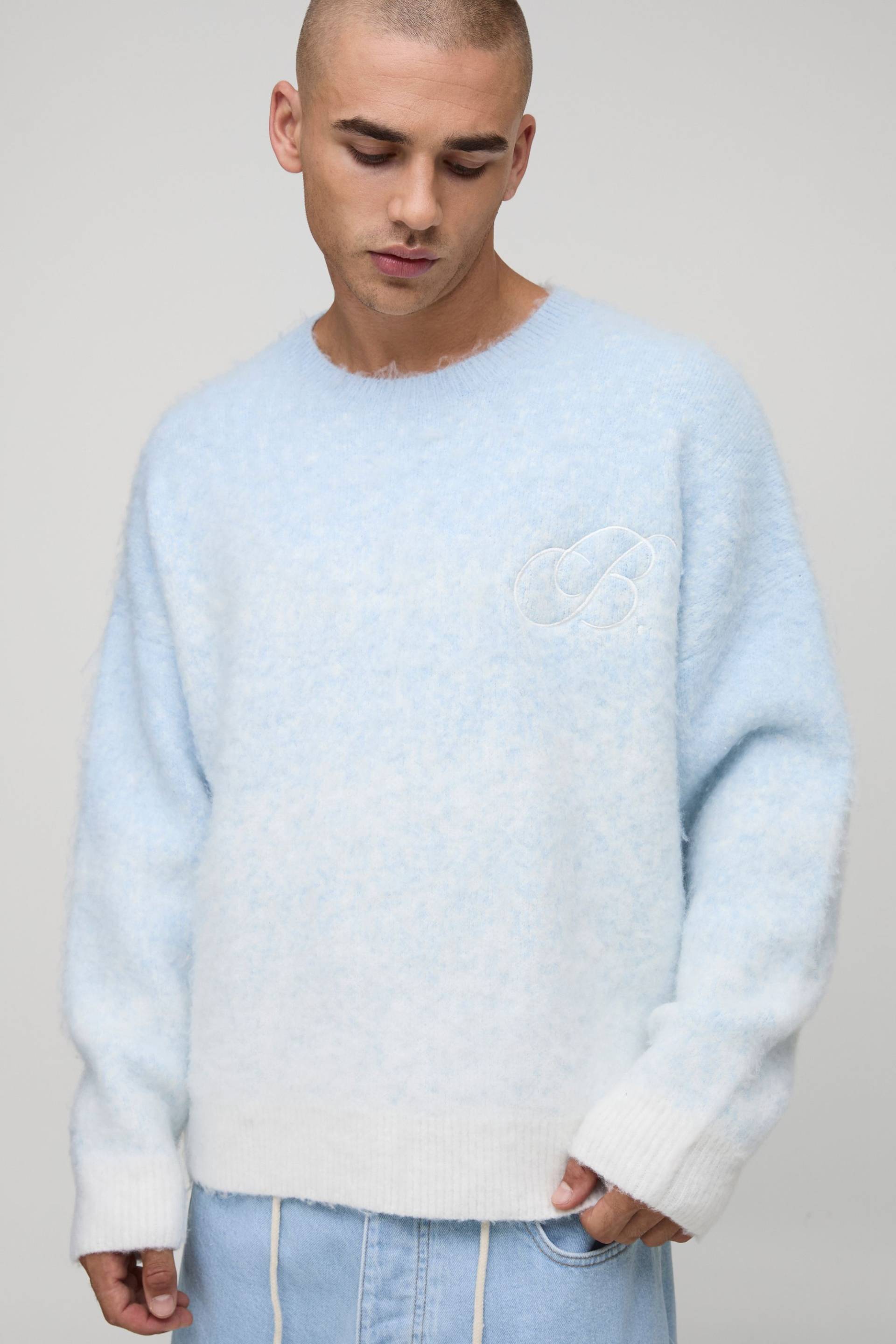 Man Oversized Boxy Ombre Fluffy Knitted Jumper von boohooman