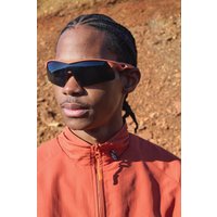 Mens Active Trek Sonnenbrille mit gummierten Rauchgläsern - Orange - ONE SIZE, Orange von boohooman