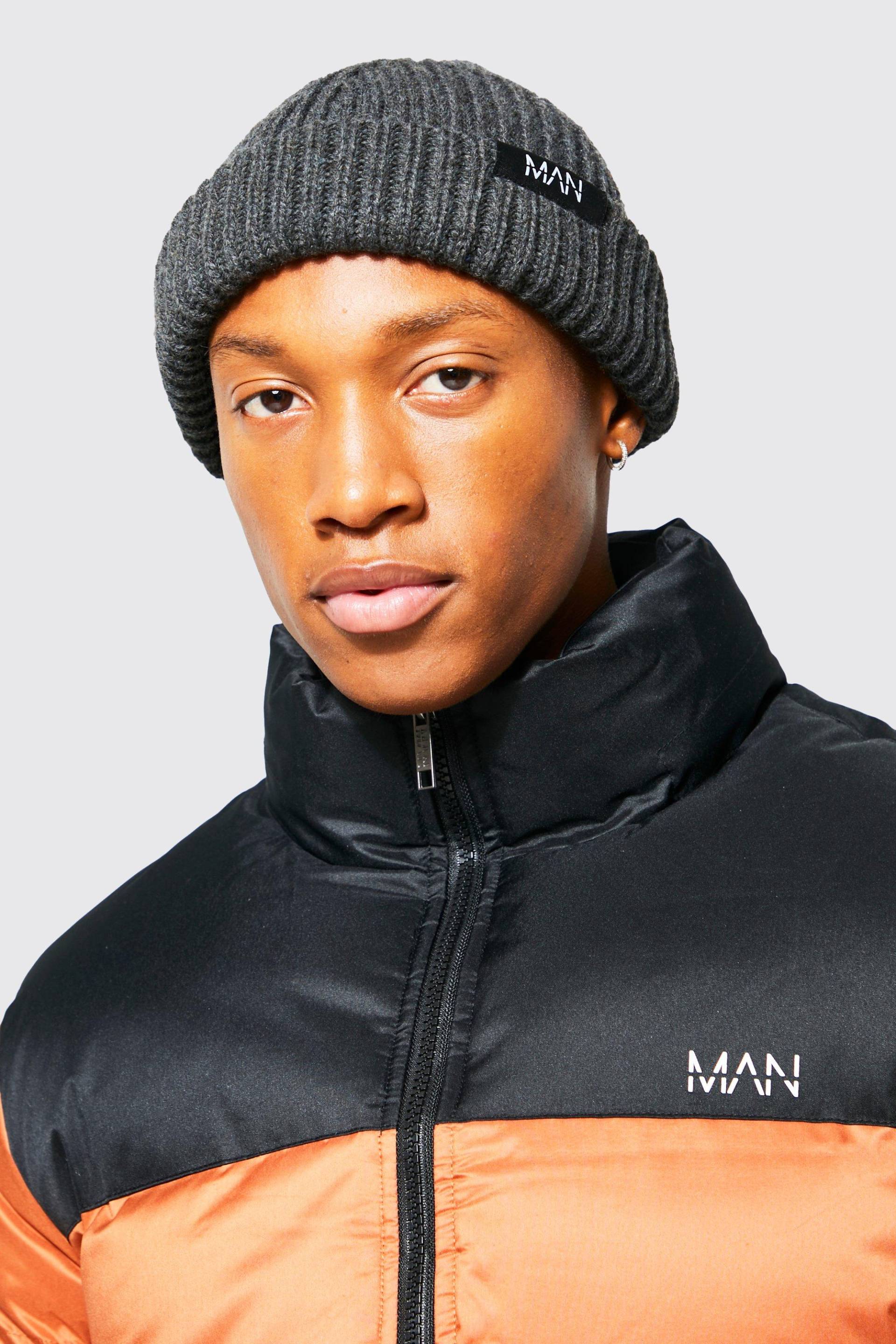 Mens Beanie mit Man-Etikett - Grau - ONE SIZE, Grau von boohooman