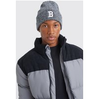 Mens Gerippte Beanie mit B-Aufnäher - Grau - ONE SIZE, Grau von boohooman