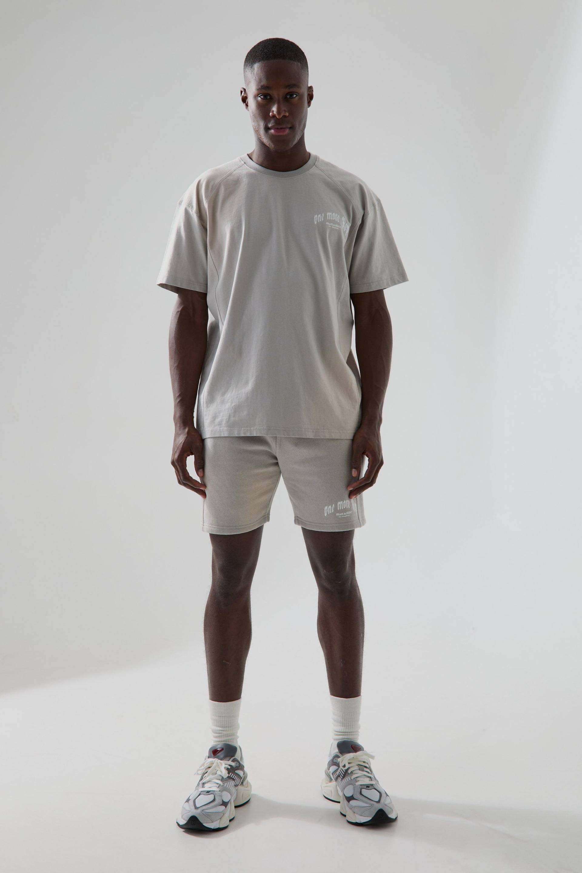 Mens Man Active T-Shirt mit Vintage-Waschung - Grau - XL, Grau von boohooman