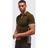 Muscle-Fit Poloshirt mit V-Ausschnitt - Khaki - M, Khaki Muscle-Fit Poloshirt mit V-Ausschnitt - Khaki - M, Khaki von boohooman