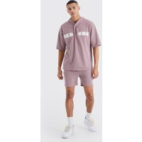 Mens Oversize Nadelstreifen Baseball-Poloshirt & Shorts - Malve - S, Malve von boohooman