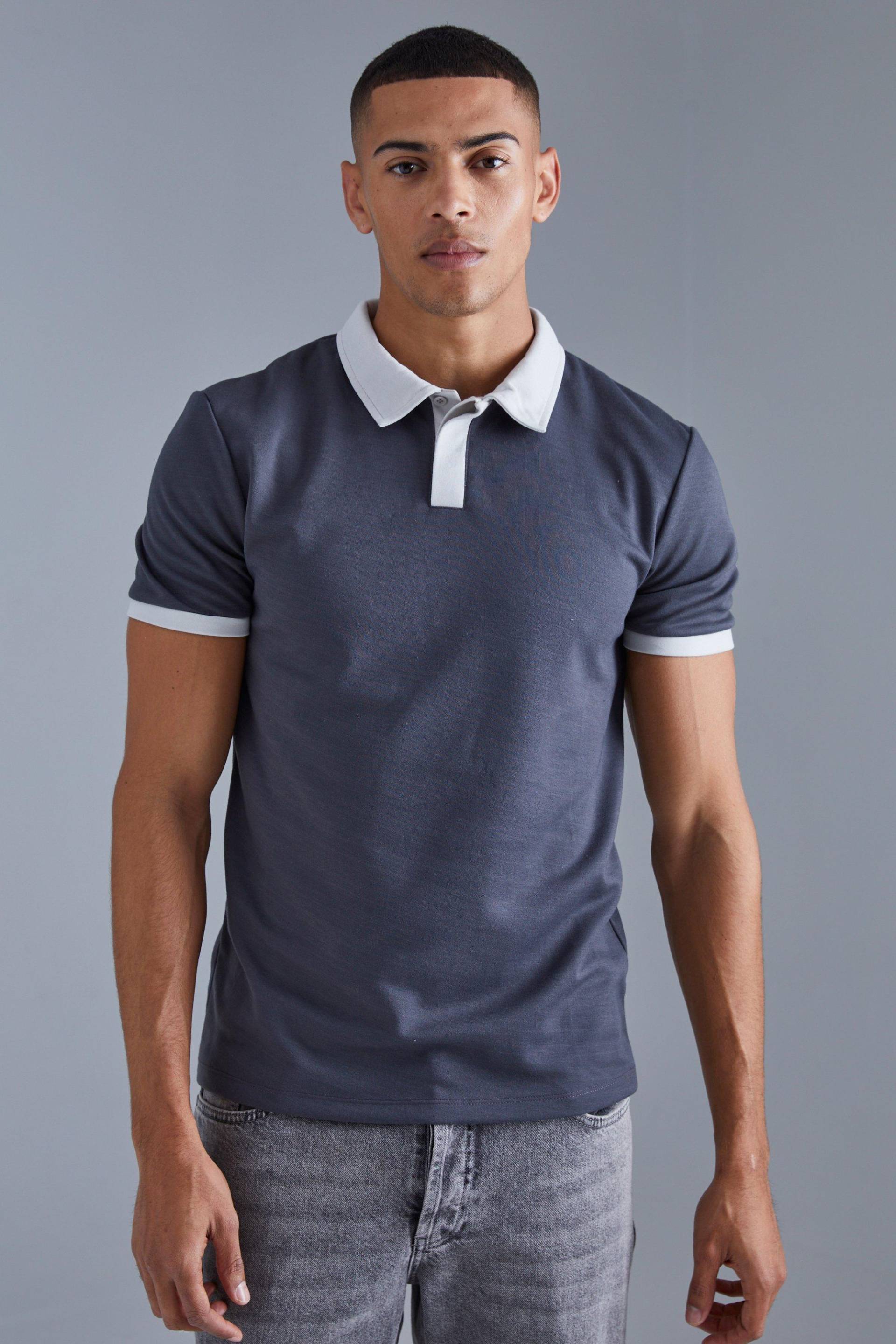 Mens Oversize Poloshirt mit Kontrast-Kragen - Grau - S, Grau von boohooman
