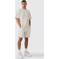 Mens Oversized Extended Neck Varsity Embossed T-shirt And Relaxed Short Set - Grau - M, Grau von boohooman
