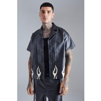 Mens Kurzärmliges kastiges Hemd mit Flammen-Saum - Schwarz - XL, Schwarz von boohooman