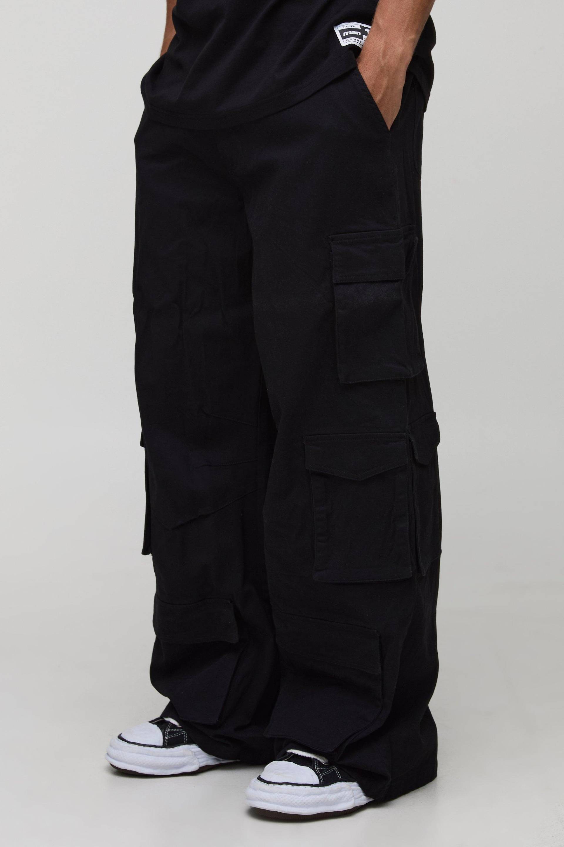 Tall lockere Hose mit Cargo-Taschen - Schwarz - 36, Schwarz von boohooman